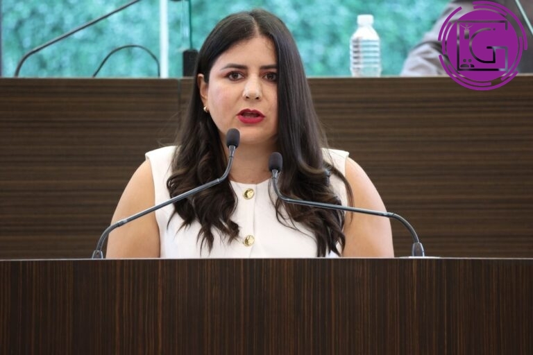 Impulsa Leonor Mejía la crianza positiva en Querétaro