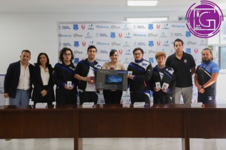 Premian a atletas UAQ de eSports por alcanzar oro en la Universiada 2025