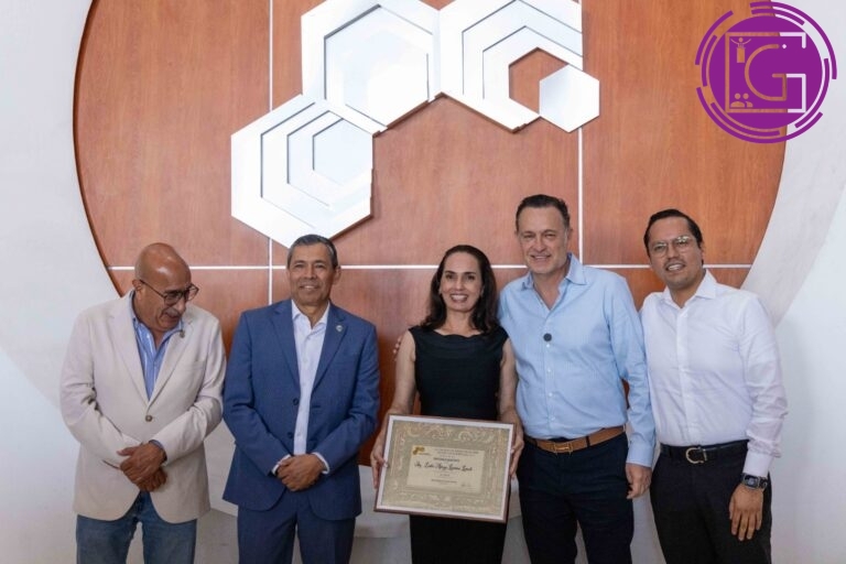 Reconoce Kuri labor de arquitectos queretanos