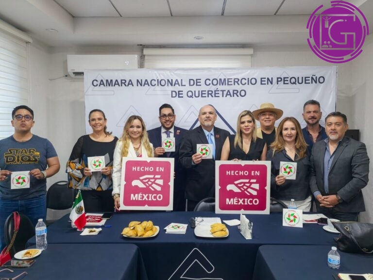 Entrega Corredor Económico del Bienestar distintivo Hecho en México a Canacope Querétaro