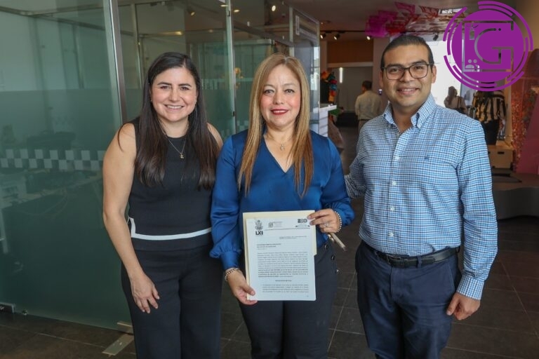 Proponen en el Congreso local prohibir cirugías estéticas en menores de edad