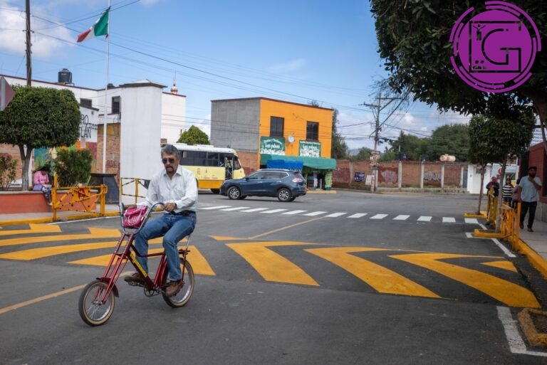 Entrega Kuri obras en San Pedro Ahuacatlán