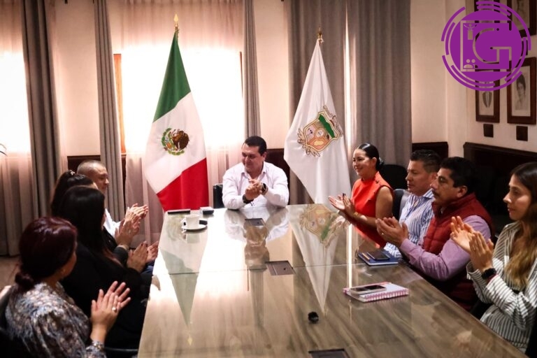 Fortalece Beto Nava oportunidades educativas para jóvenes de Pedro Escobedo