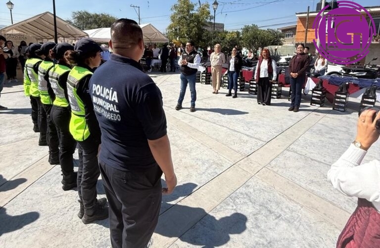 Refuerza municipio seguridad y auxilio vial con nueva entrega de unidades
