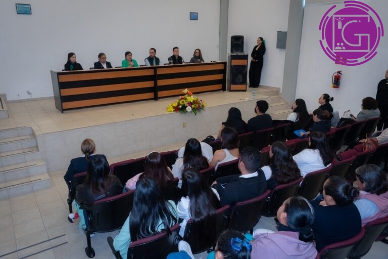 Inaugura Martina Pérez Foro de Salud Mental en SJR