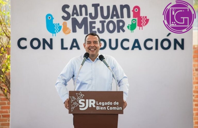 Entrega Roberto Cabrera techumbre en primaria de La Floresta, con más de 2.7 mdp de inversión