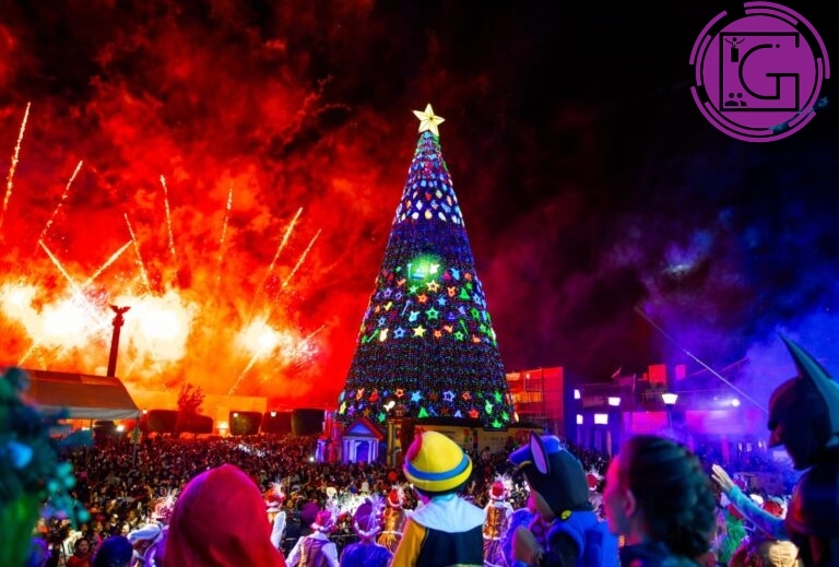 Encienden Pino Monumental e inicia el Festival Alegría SJR Contigo 2025