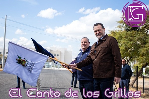 Encabeza Kuri arranque de salida de ruta Qrobús Corregidora-Huimilpan