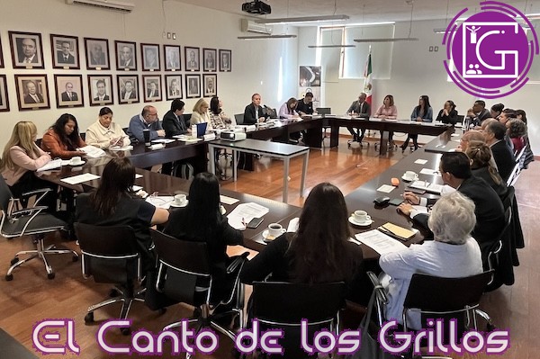 Participa Cecyteq en conversatorio de Iniciativas Educativas Coeduq