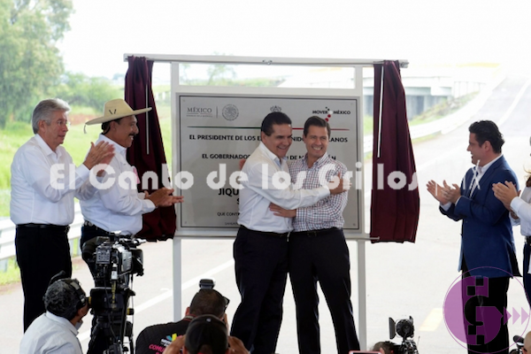 Nuevo Aeropuerto, obra emblemática pensada a largo plazo: @EPN