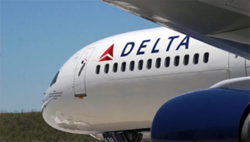 Cancela @Delta unos 300 vuelos al sufrir corte de energía en sistemas