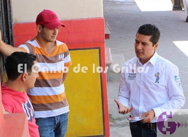 Comunicación permanente, compromiso de Toño Macías