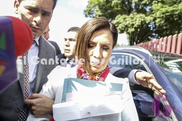 Juez advierte a Rosario Robles sobre posible encubrimiento a Peña Nieto
