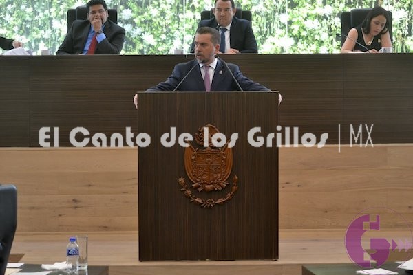 Presenta @HugoCabreraR exhorto para retomar búsqueda de #migrantes desaparecidos