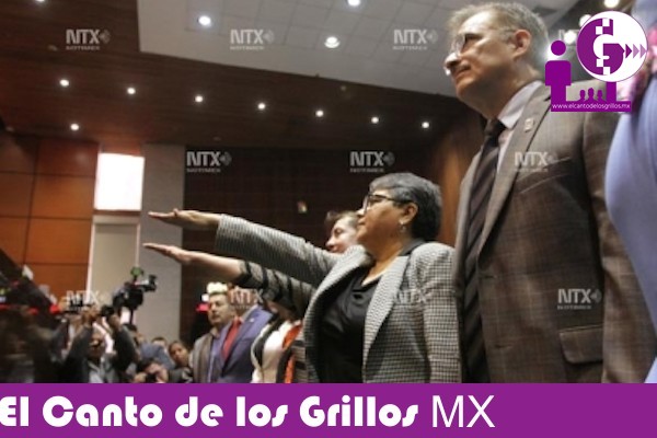 Raquel Buenrostro, ratificada al frente del @SATMX