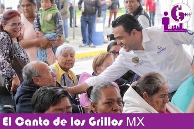 Entregan Luis Nava y Arahí Domínguez 306 apoyos de “DIF a tu Lado”