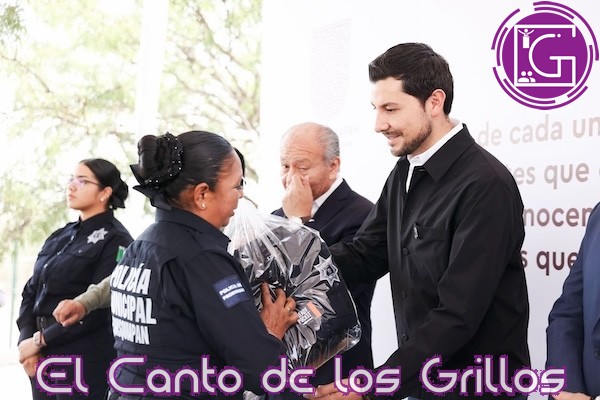 Entrega Héctor Magaña equipo táctico y patrullas a la policía de proximidad