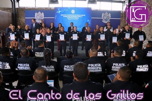 Se graduaron 58 policías municipales de #Corregidora como TSU en Seguridad Pública