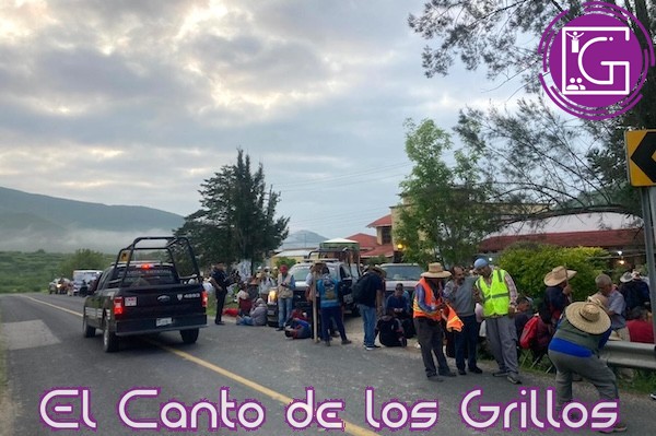 Avanzan peregrinos sanos y seguros por #Querétaro