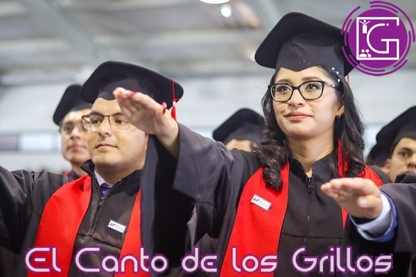 Se gradúan 587 nuevos profesionistas de UTSJR
