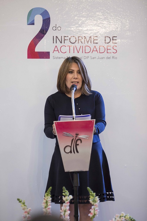 Presenta Male Ruiz 2º informe de labores al frente del DIF sanjuanense