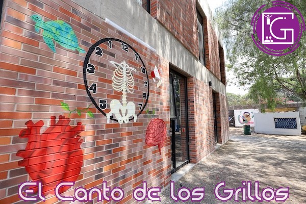 Presenta Bachilleres UAQ el mural “Tejiendo Cuidados”