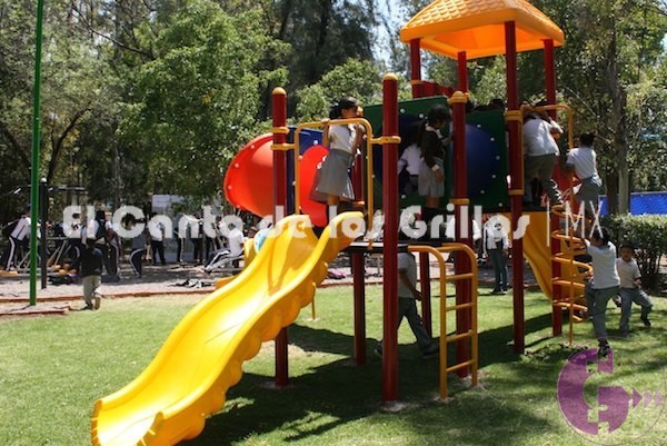 Gobierno de @memovegamx y fundación se unen para rehabilitar dos parques