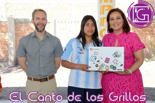 #Querétaro | Entregan Kits RobotiX en secundaria República de Argentina