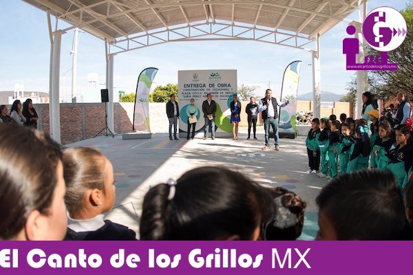 Entrega gobierno sanjuanense techumbre y plaza cívica en preescolar de Fundadores