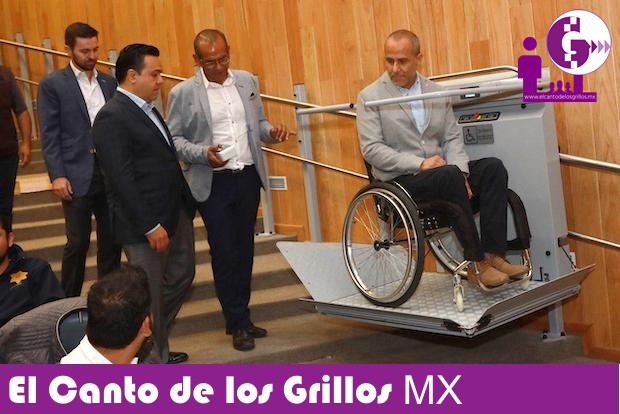 Discriminación limita el #desarrollo de la sociedad: @LuisBNava