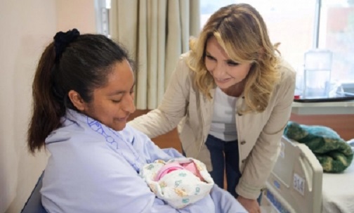 En momentos más difíciles debemos ser más fuertes y estar unidos: Angélica Rivera