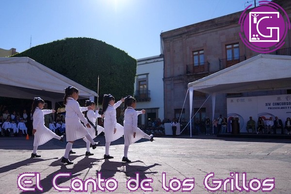 Fomenta SMDIF #Querétaro valores cívicos con concurso de escoltas