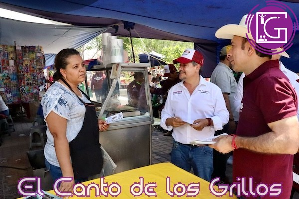 Entrega Luis Humberto Fernández sus propuestas a habitantes de Jurica Pueblo