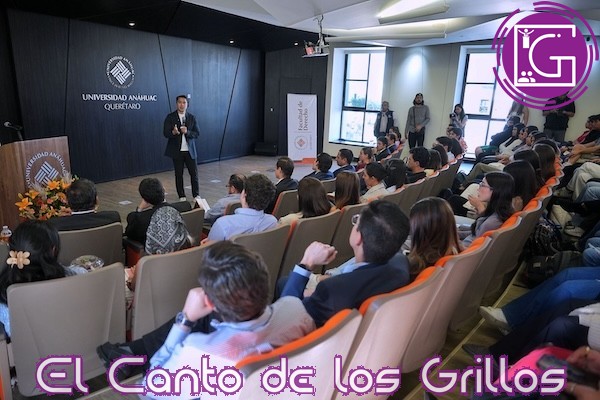 Habla Felifer Macías sobre el rol del abogado en la función pública a estudiantes