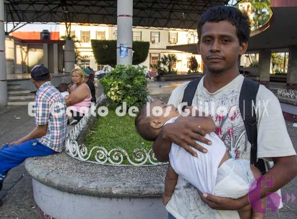 Despiertan pocos #migrantes en el Parque Central de Tapachula