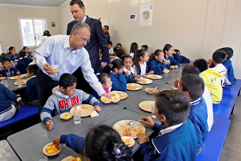 Entregó DIF Estatal rehabilitación de aulas cocina en Corregidora