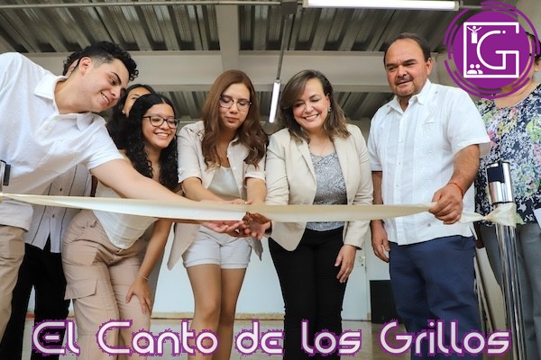 Inauguran estudiantes UAQ proyecto de asesoría turística gratuita