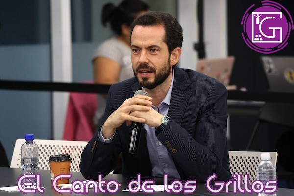 Logra Paul Ospital aprobación de Ley de Paternidad