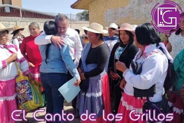 Le cumple Santiago Nieto a #Amealco; lleva electrificación e Internet