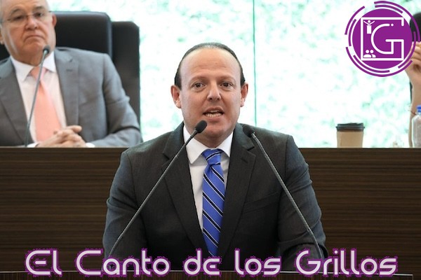 Celebra Germaín Garfias aprobación de donación de inmueble para primaria en #SJR