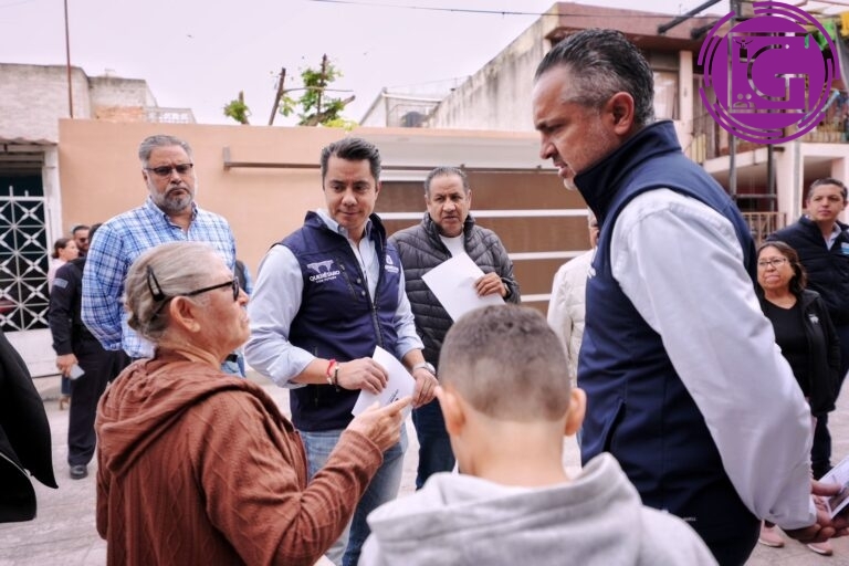 Entrega Felifer Macías rehabilitación integral de calles en la colonia Los Fresnos