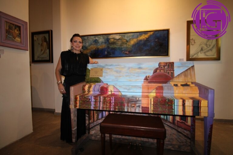 Inaugura municipio “Historias”, primera muestra individual de Mayra Medina