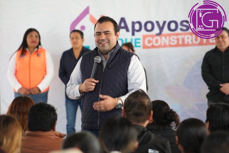 Entregan apoyos a 122 familias con programa “Apoyos que Construyen”