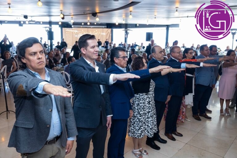 Toman protesta al nuevo Consejo Directivo del Colegio de Arquitectos de Querétaro