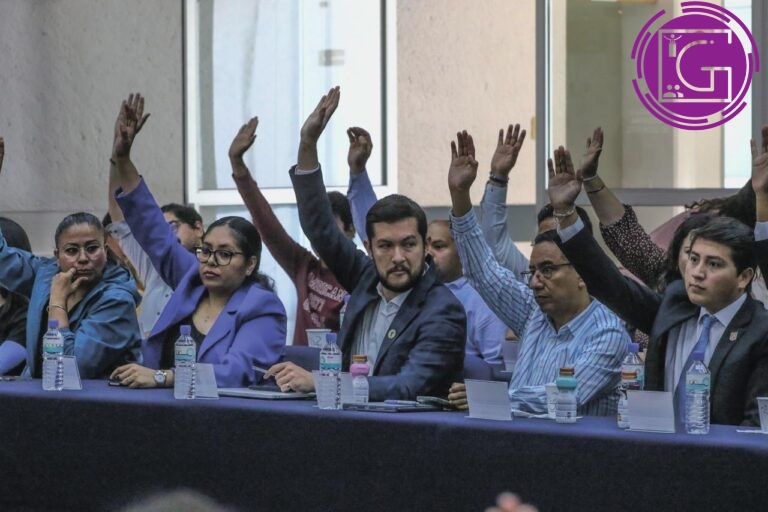 Aprueba UAQ reestructuraciones académicas y acuerdos institucionales