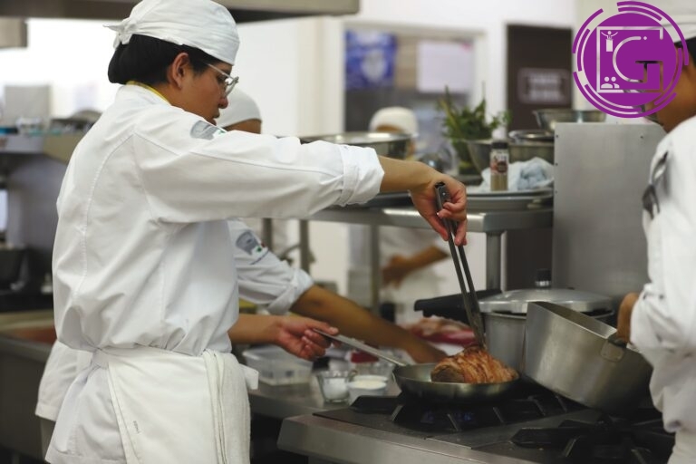 Demuestran estudiantes UAQ sólida formación en Gastronomía