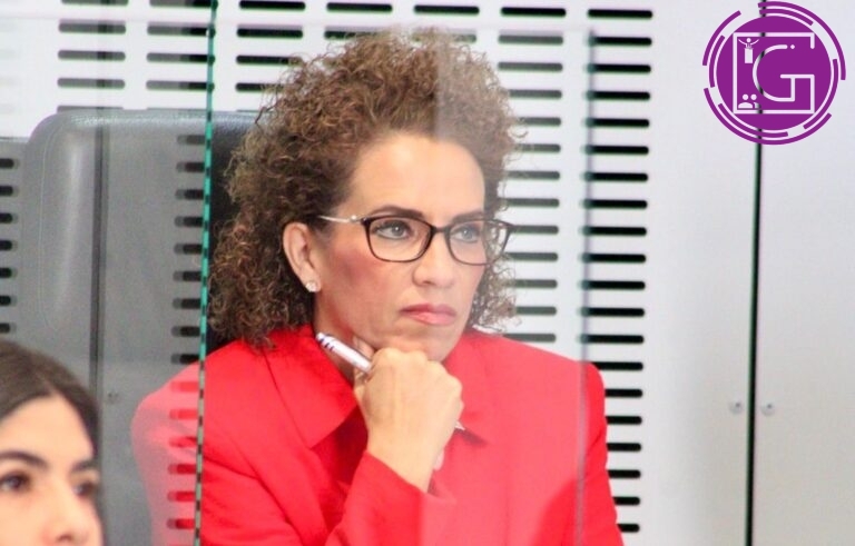 Vota Adriana Meza en abstención ante reforma judicial