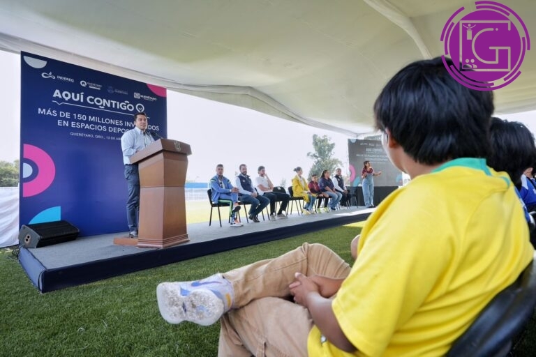 Entregan cancha rehabilitada en unidad deportiva de Querétaro