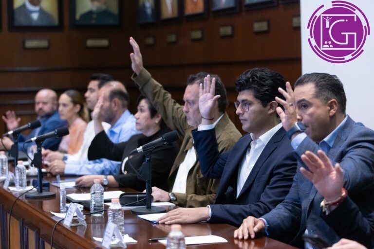 Aprueba Querétaro programa pionero para prevenir adicciones digitales
