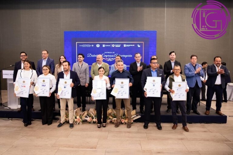 Reconocen integridad empresarial en SJR con distintivos anticorrupción